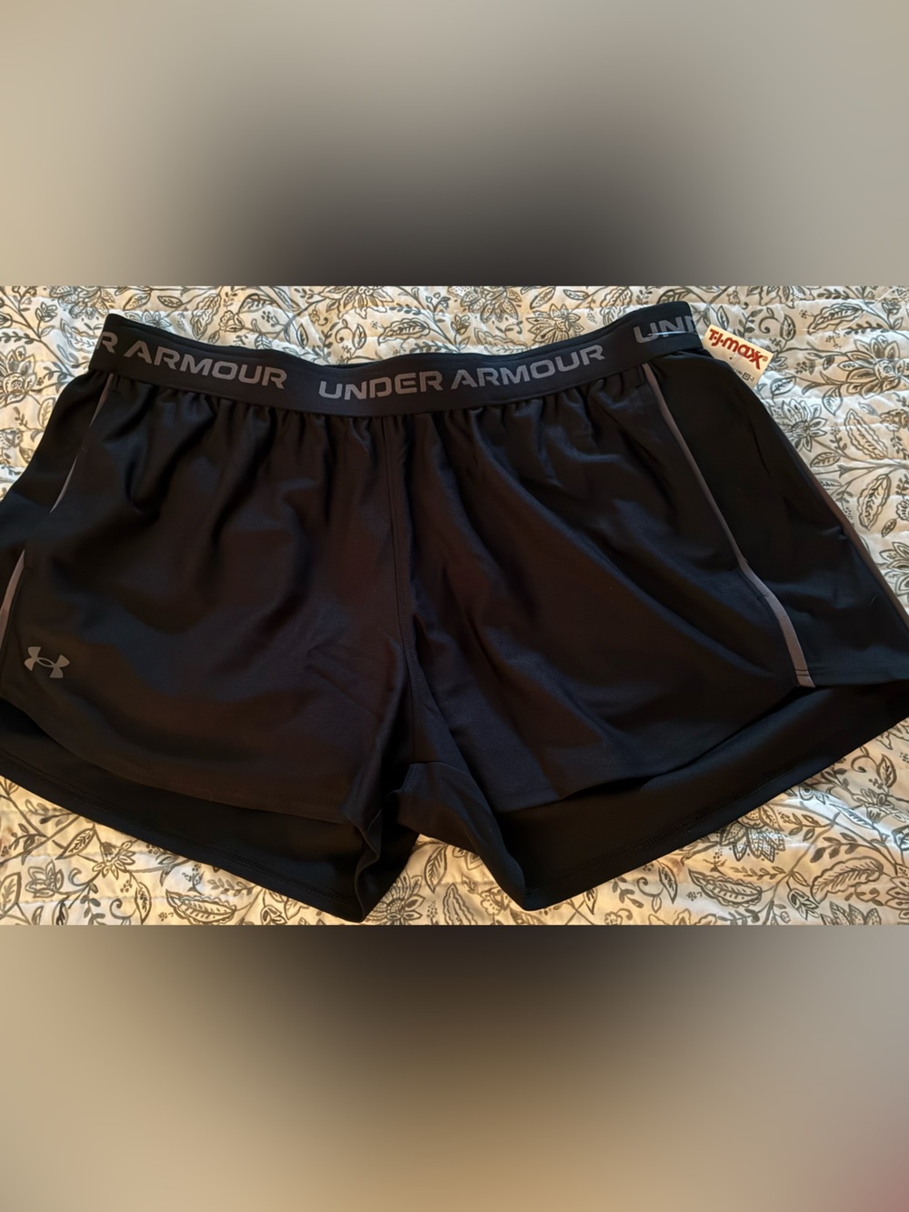 Under Armour Black Women's Elastic-Waist Athletic Shorts